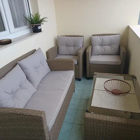 Apartment Sara Punta Skala Apartment *