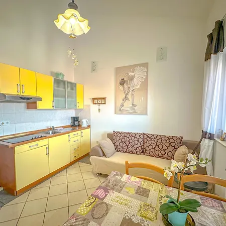 Appartamento Sara Punta Skala