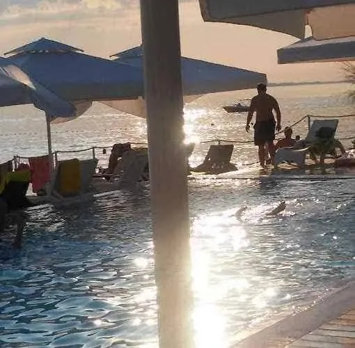 Sara Punta Skala * Petrcane