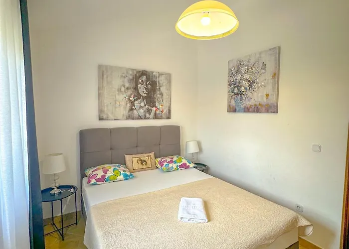 Appartamento Sara Punta Skala *
